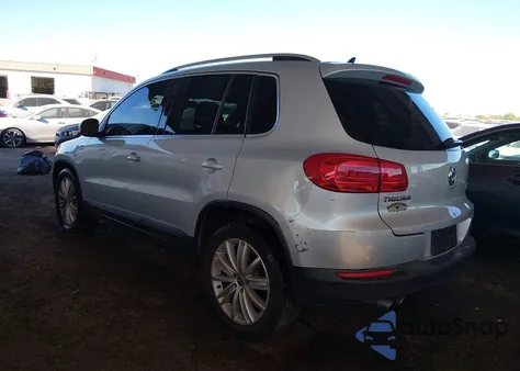 2013 Volkswagen Tiguan Se from USA, damaged, VIN WVGAV7AX3DW514935